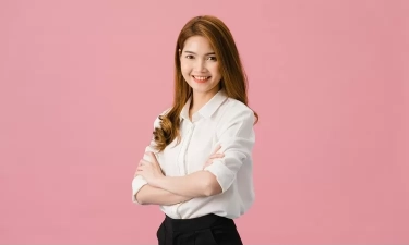 Seseorang yang Kaya Tapi Tidak Mencolok, Biasanya Menunjukkan 7 Bahasa Tubuh Halus Ini