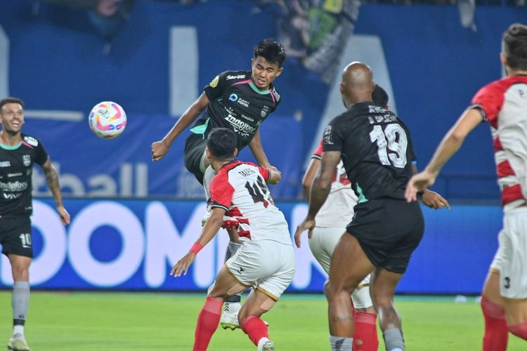 Hasil Persib vs Madura United 0-0: Tembakan Tyronne Kena Mistar, Maung Ditahan MU