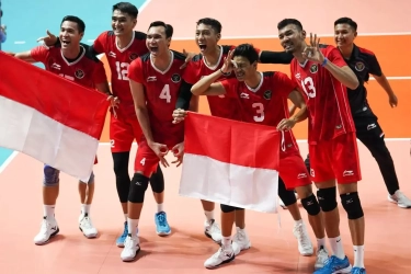 Sejarah dan Perkembangan Bola Voli di Indonesia: Dari Era Penjajahan hingga PBVSI dan Proliga yang Cetak Prestasi Gemilang