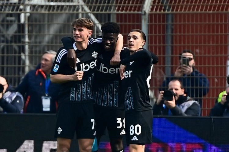 Hasil Como Vs Napoli 2-1, Mimpi Buruk Conte dan Tiga Poin Emas Fabregas