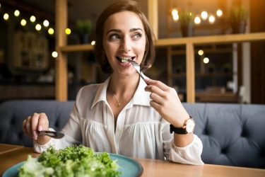 5 Makanan Wajib Konsumsi Sebelum Menstruasi untuk Hindari Mood Swing