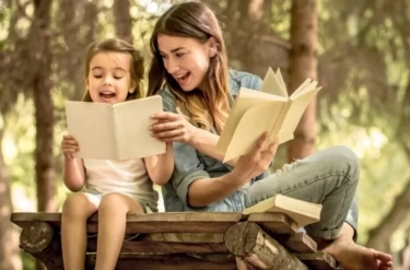 Bukan Cuma Belajar, Ini 10 Rahasia Membentuk Anak Cerdas dan Berprestasi yang Wajib Orang Tua Tahu!