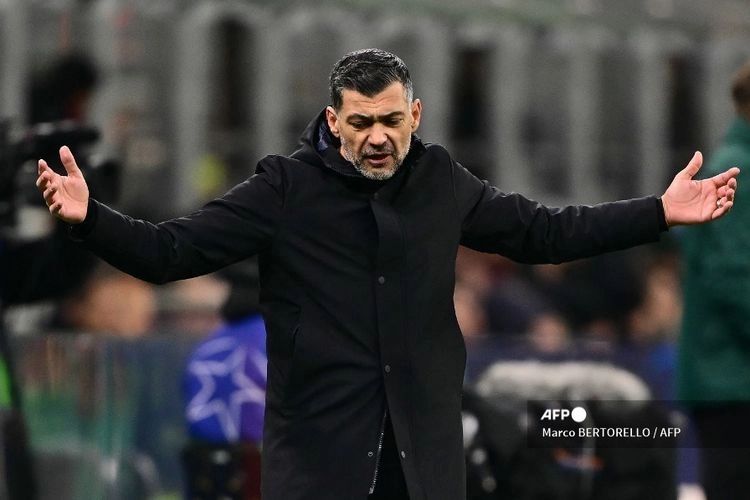 AC Milan Rapat Darurat, Pemain Disalahkan, Bukan Conceicao