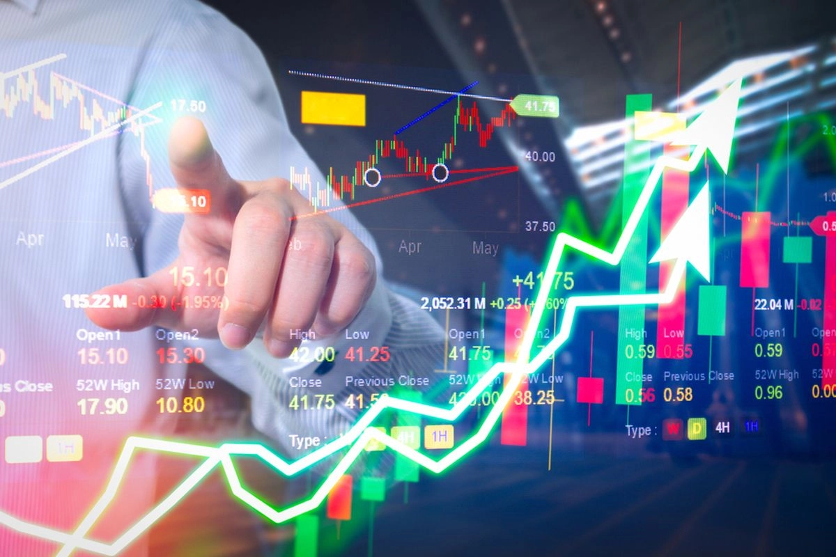 IHSG Ditutup Melemah 0,78 Persen, Rupiah Menguat