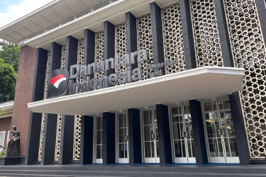 Ramai Ajakan Tarik Dana dari Bank BUMN, COO: Uang Masyarakat Tak Dipakai untuk Modal Danantara