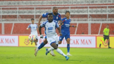 Arema FC Gagal Kalahkan PSIS Semarang, Ze Gomes Salahkan Lapangan: Ini Menyulitkan Kami!