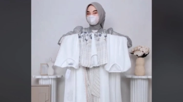 Contek Gaya Elegan dengan Gamis Putih: Tips Memilih Model Sesuai Bentuk Tubuh