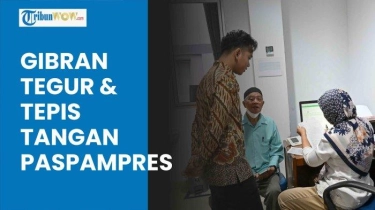 Video Detik-detik Gibran Tegur Paspampres yang Larang Kakek-kakek Pegang Pundak Wapres