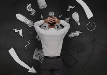 6 Kebiasaan Sehari-hari yang Membuat Orang Sering Overthinking hingga Cemas, Menurut Psikologi