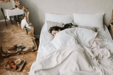 7 Arti Mimpi Rumah Kemalingan: Pertanda Buruk atau Hanya Bunga Tidur?