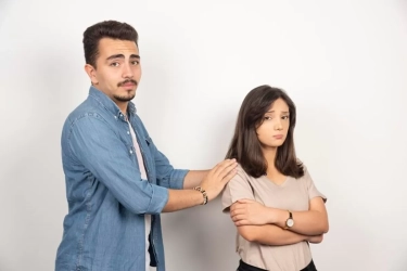 Blak-blakan! 5 Zodiak yang Sulit Bersikap Pura-Pura di Depan Orang yang Tidak Mereka Suka
