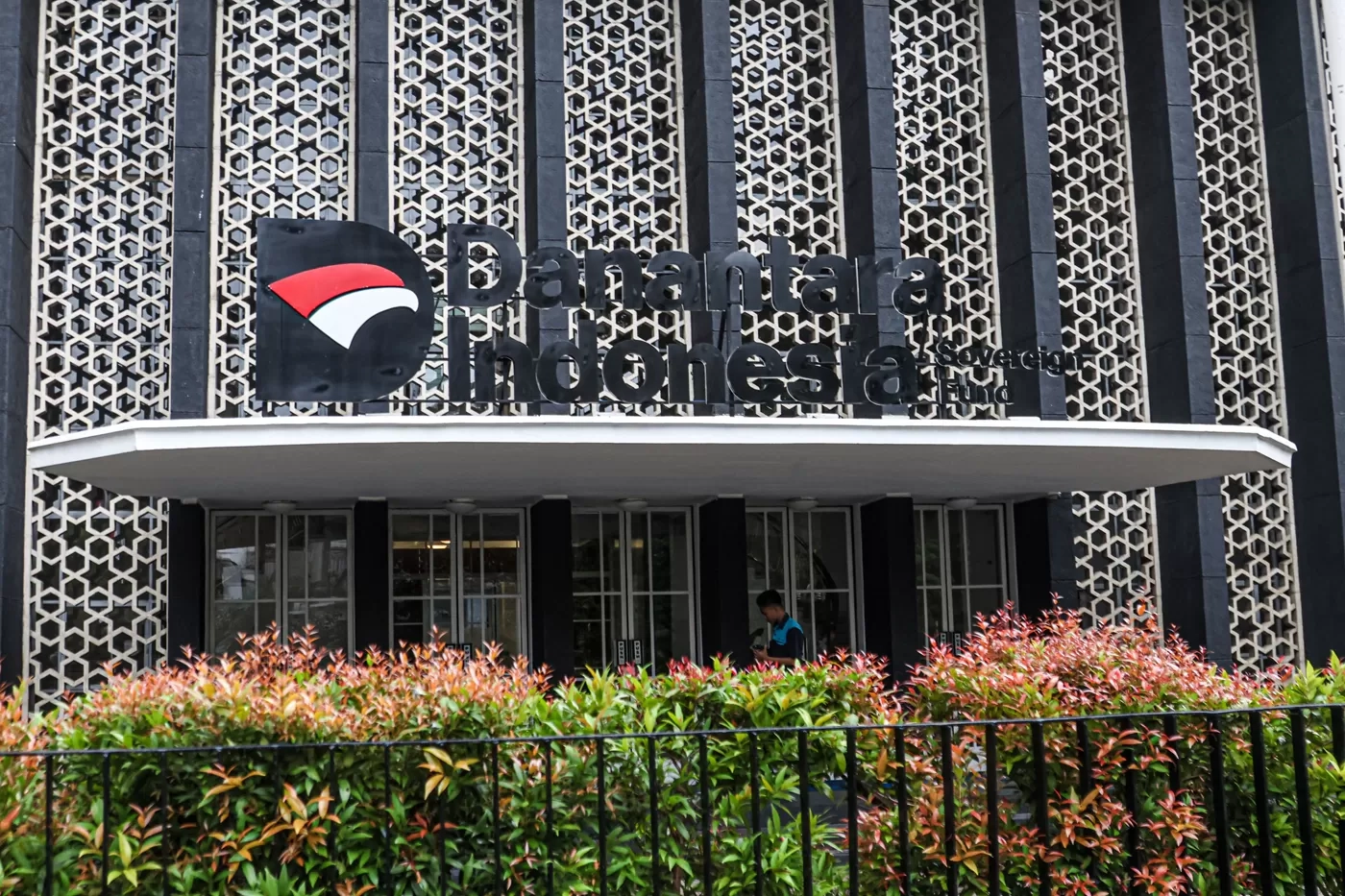 Rosan Buka Peluang BUMN Lain Bisa Masuk Danantara