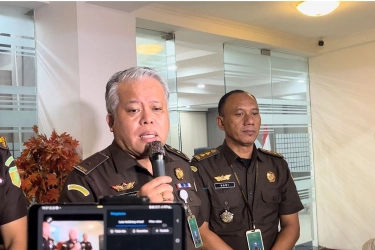 Kejagung Temukan Uang Ratusan Juta dari Penggeledahan Rumah Tersangka Dugaan Korupsi Minyak Mentah
