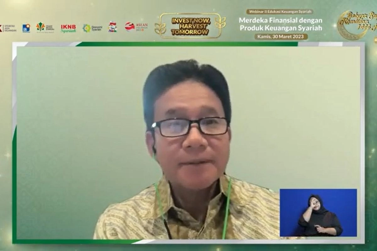 OJK: Transaksi Perbankan Digital Naik Signifikan, tapi Pinjol Sulit Ditertibkan