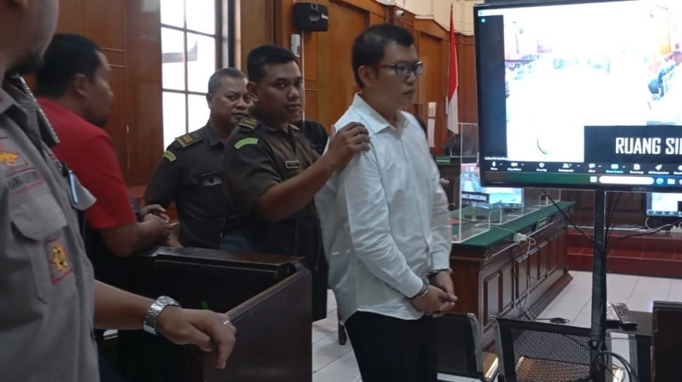 Klaim Tak Pernah 'Ngemis' Minta Dibebaskan, Ronald Tannur Akui Bersalah hingga Bawa-bawa Orang Tua