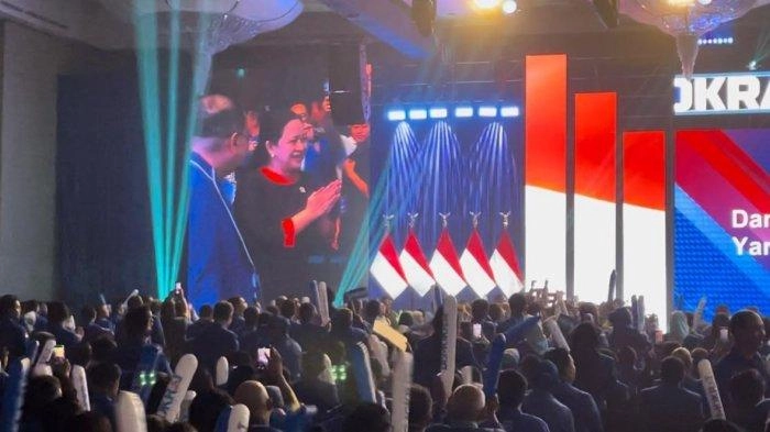 Gemuruh Ribuan Kader Demokrat Sambut Puan Maharani Saat Hadiri Penutupan Kongres VI Demokrat
