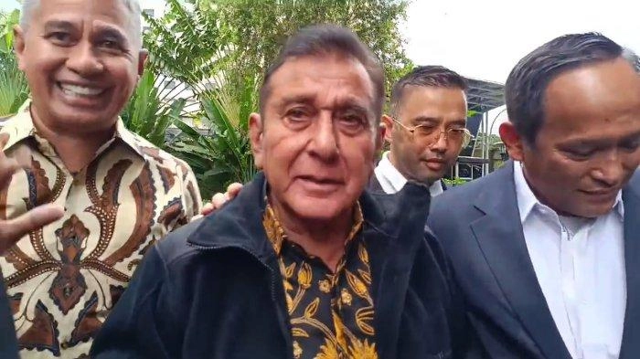 Tanpa Dikawal Pasukan Pemuda Pancasila, Japto Soerjosoemarno Tiba di KPK Diperiksa Kasus Rita
