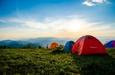 Tetap Paripurna Kemanapun Kamu Pergi, Simak 7 Tips Kecantikan yang Bisa Dilakukan saat Wisata ke Alam!