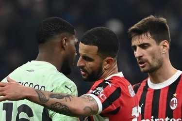 Musim AC Milan Disebut Bencana, Mike Maignan Balas Kata-kata Pedas Jurnalis