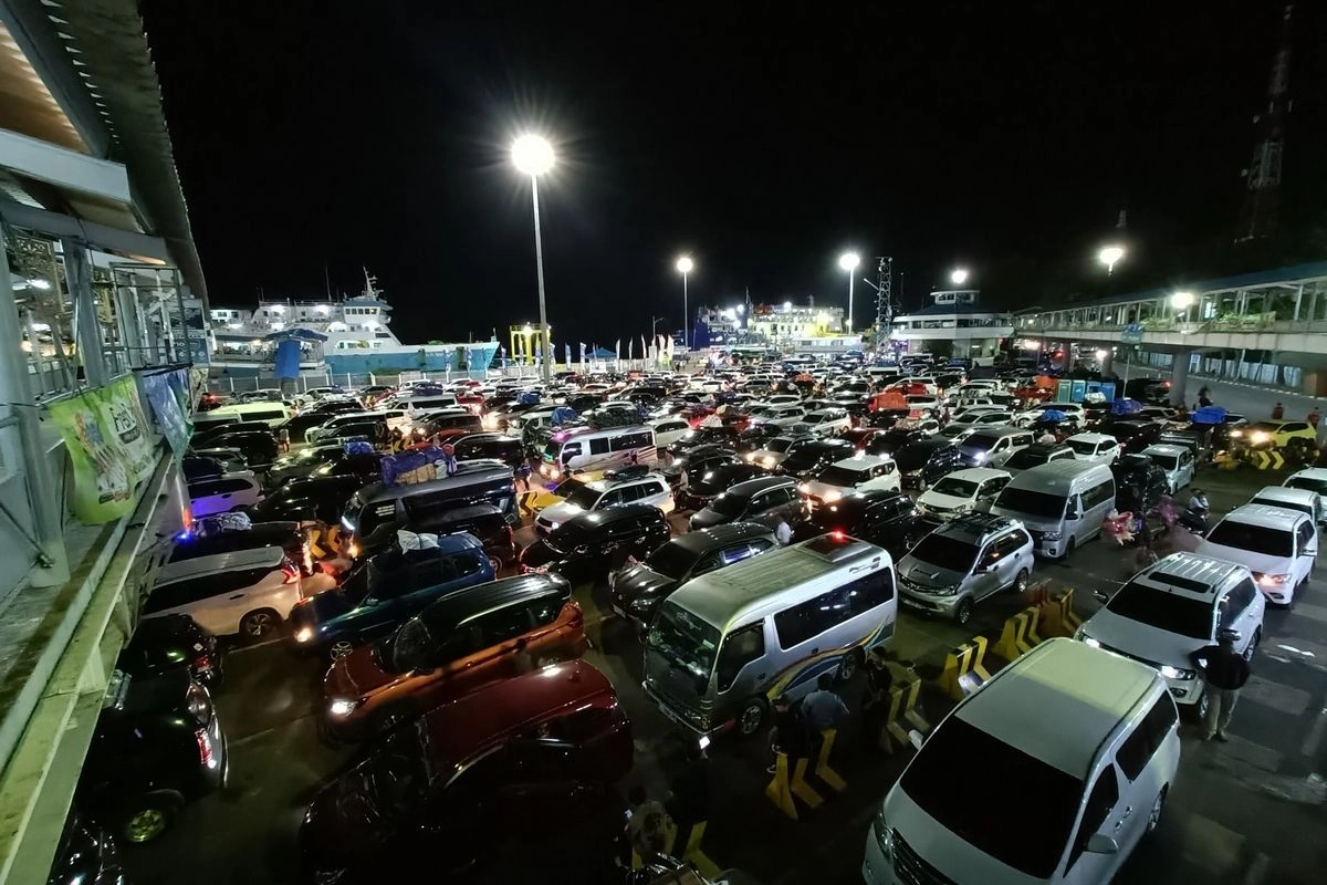 Puncak Arus Balik Sabtu Kemarin, 35.965 Kendaraan Kembali ke Jawa dari Bakauheni