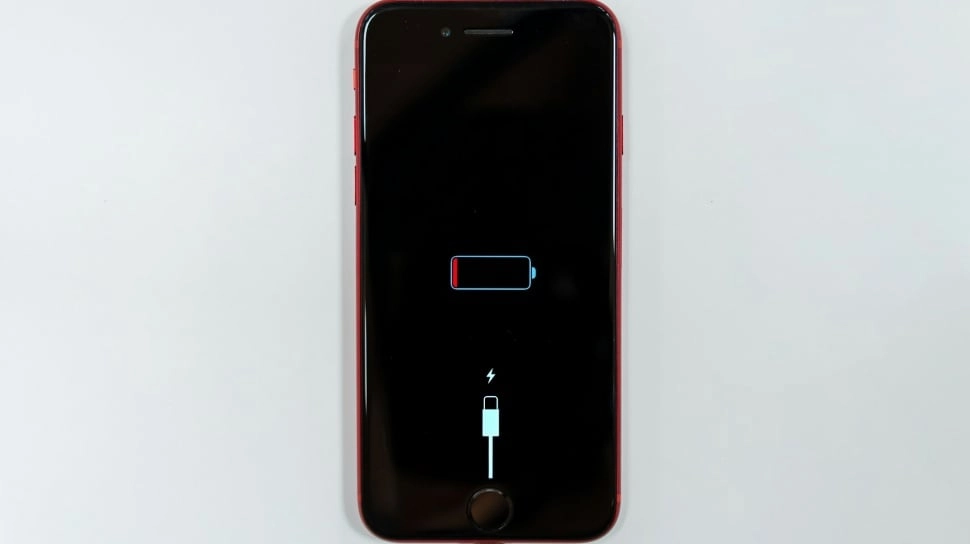 Pembaruan iOS 18.4 Sebabkan Masalah Baterai Bocor, Pemilik iPhone Mengamuk