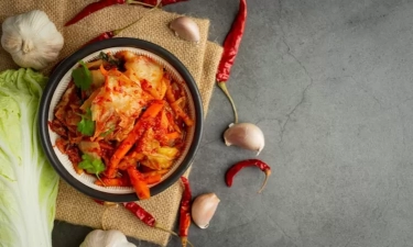 5 Makanan Wajib Dihindari Sebelum Tidur , Picu Lonjakan Gula Darah hingga Gangguan Pencernaan