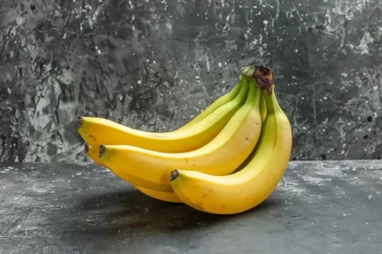 7 Efek Samping Berbahaya Terlalu Banyak Makan Pisang: Bikin Berat Badan Bertambah Salah Satunya