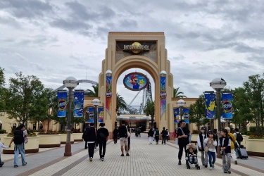 Lucky Hakim Liburan ke Universal Studio Jepang, Ada Apa Saja di Sana?
