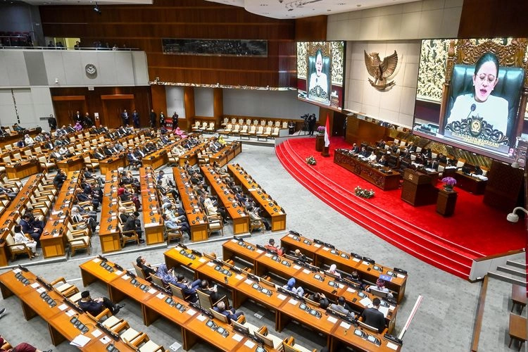Agnogenesis: Penciptaan Ketidaktahuan Publik dalam Penyusunan RUU