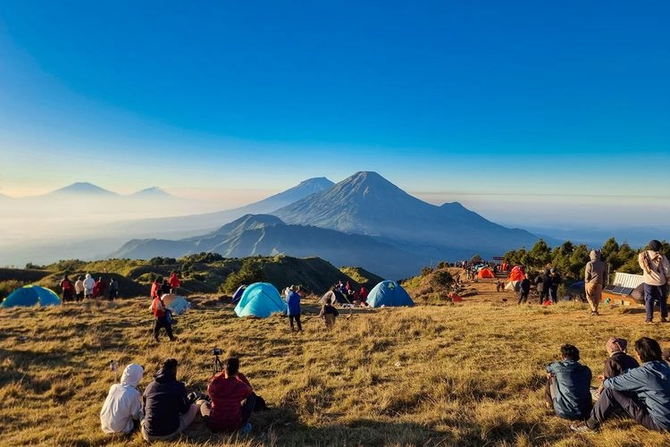 Apakah Pendakian Gunung Prau Tahun 2025 Sudah Dibuka?