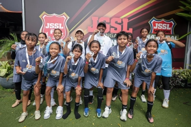 Baru Debut Langsung Raih Runner-up, HydroPlus Strikers dan MilkLife Shakers Banjir Pujian di JSSL Singapore 7’s 2025