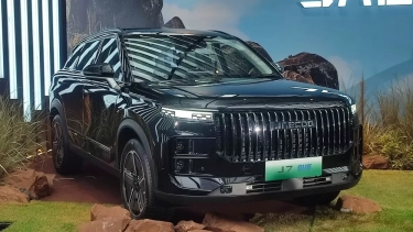 Infrastruktur untuk EV Belum Maksimal, Mobil Hybrid Lebih Cocok di Pasar Jawa Timur