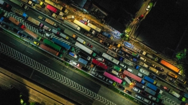 Bongkar Muat 'Overdosis' Bikin Macet Horor, Pramono Geram: Pelindo Tidak Profesional!