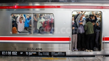 DPR Kecam Aksi Pelecehan Terjadi di KRL: Negara Wajib Hadir