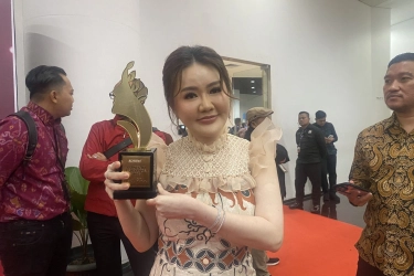 Raih Penghargaan Puspa Adi Daya, Dr Tan Yuanita Buktikan Perempuan Bisa Jadi Pemimpin