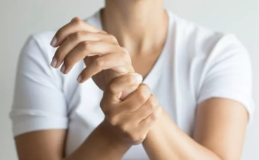 7 Cara Mengatasi Mati Rasa di Tangan, Kenali Penyebabnya dan Solusi Efektif