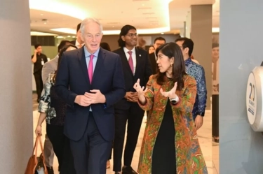 Menkomdigi Meutya Hafid Terima Kunjungan PM Inggris Tony Blair, Bahas soal AI hingga e-SIM