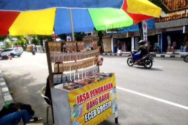 Jual Beli Uang Rupiah, Bolehkah?