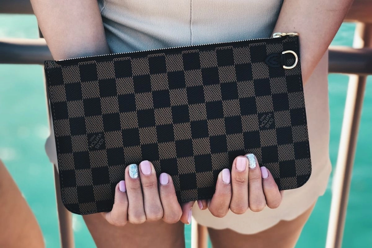 Ramai soal Tas Luxury Brand Diproduksi di China, Ini Kata Pengamat Fesyen