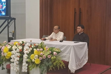 Uskup KAJ: Tak Ada Perebutan Kekuasaan dalam Penentuan Pengganti Paus Fransiskus