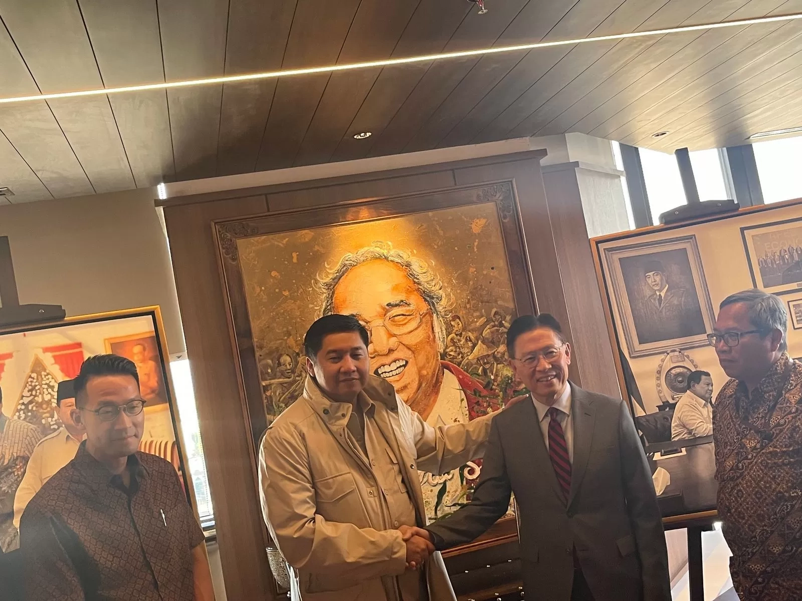 Menteri PKP Maruarar Sirait Minta Bos Lippo James Riady Kembalikan Dana Konsumen Meikarta Paling Lambat 23 Juli 2025