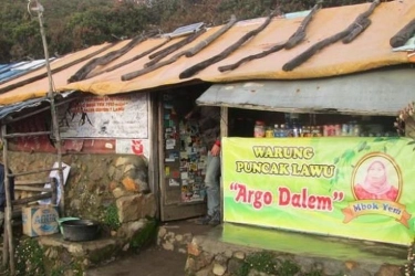 Penjual Pecel di Puncak Gunung Lawu Mbok Yem Meninggal Dunia