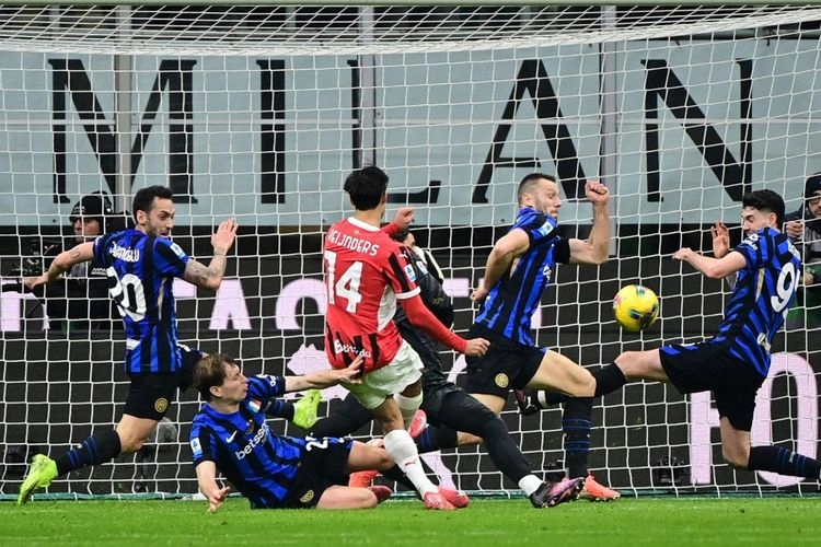 Prediksi Inter Milan vs AC Milan, Derbi Penentu Mimpi Treble
