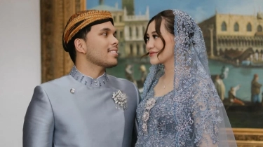 Apa Itu Tradisi Belah Kelapa? Dilakukan di Mitoni Aaliyah Massaid buat Tebak Jenis Kelamin Bayi