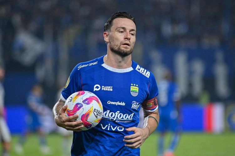 Persib Bandung Vs PSS, Satu PR yang Jadi Perhatian Marc Klok