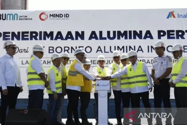 Akselerasi Hilirisasi Industri Alumina, Bauksit Antam Diproses BAI Disuplai ke Inalum jadi Aluminium