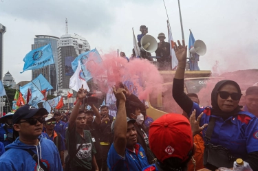 Presiden Prabowo Minta Hapus Outsorcing, DPR Tegaskan Sejalan dengan Putusan MK