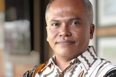 Dedi Mulyadi Kirim Siswa Nakal ke Barak Militer: Cerminan Krisis Ide dan Kemalasan Birokrasi