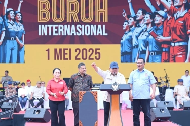 Komitmen Prabowo Hapus Outsourcing Saat Angka PHK Tembus 18.610 Orang pada 2025