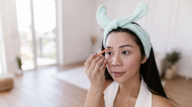 5 Rekomendasi Kosmetik Viva untuk Makeup Bagus dan Murah, Salah Satunya Pensil Alis Legendaris